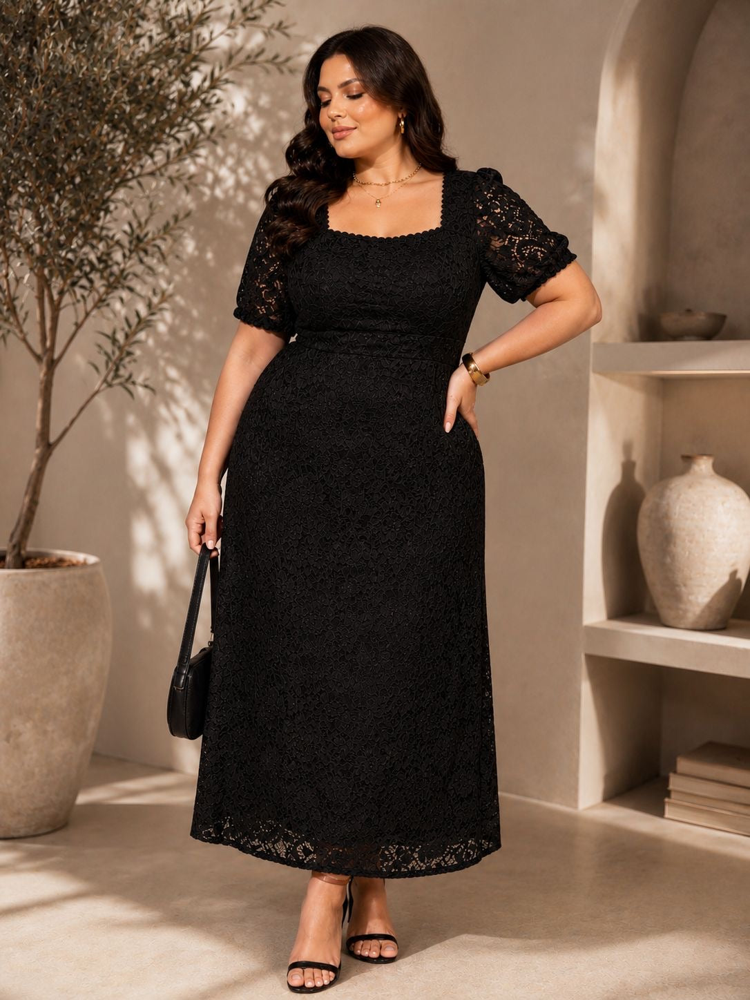 Abito in pizzo curvy